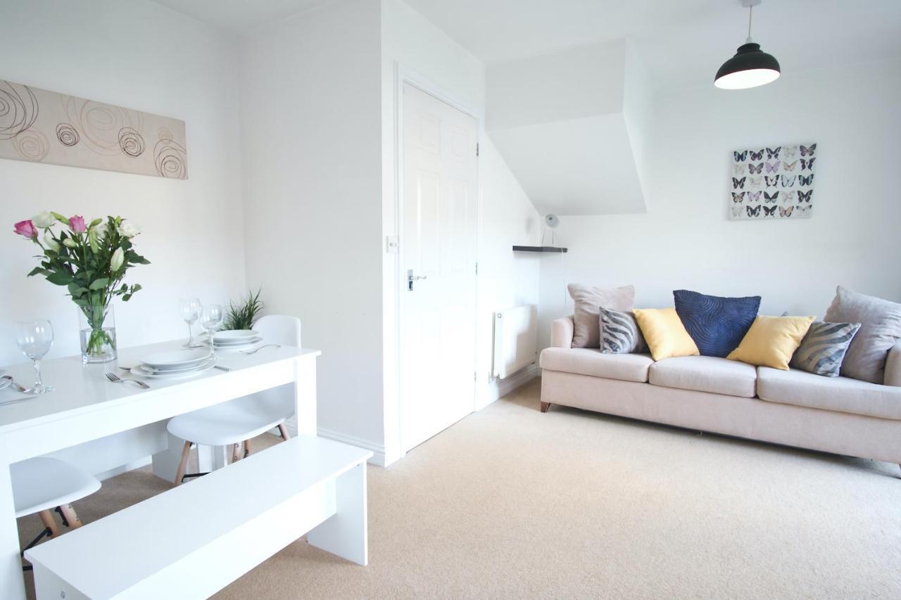 Bank Side House By Kvm Stays Peterborough Esterno foto